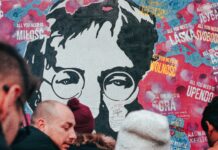 Imagine there’s no competitions – a detox re-description of entrepreneurship and its education