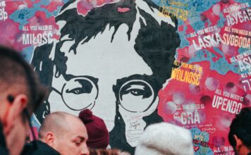 Imagine there’s no competitions – a detox re-description of entrepreneurship and its education